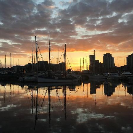 Luxury 1 Bed Ipswich Marina Apartment Free Parking Εξωτερικό φωτογραφία